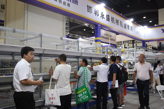 【品質(zhì)源于專業(yè)】您的雞舍交給永盛機(jī)械吧！